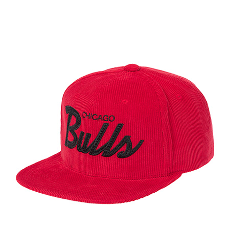 Бейсболка MITCHELL NESS арт. HS9755-CBURED1 Chicago Bulls NBA (красный)