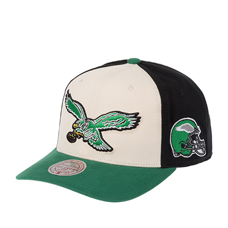 Бейсболка MITCHELL NESS арт. HP14950-PEAOFWH Philadelphia Eagles NFL (кремовый / зеленый)