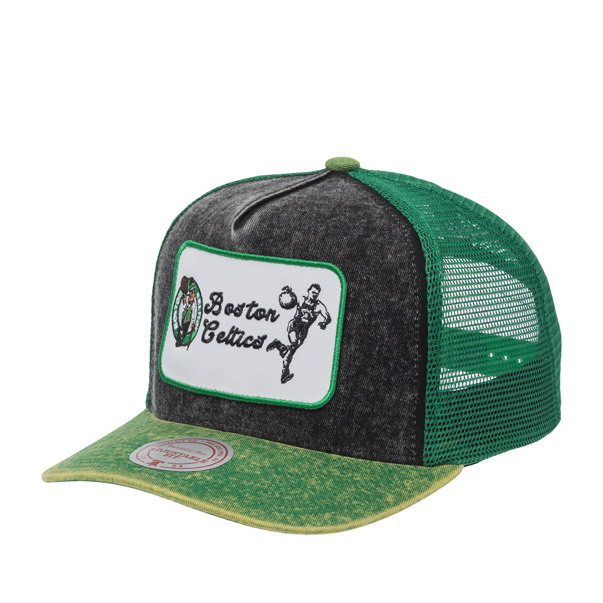 Бейсболка MITCHELL NESS арт. HT14012-BCEBLCK Boston Celtics NBA (черный / зеленый)
