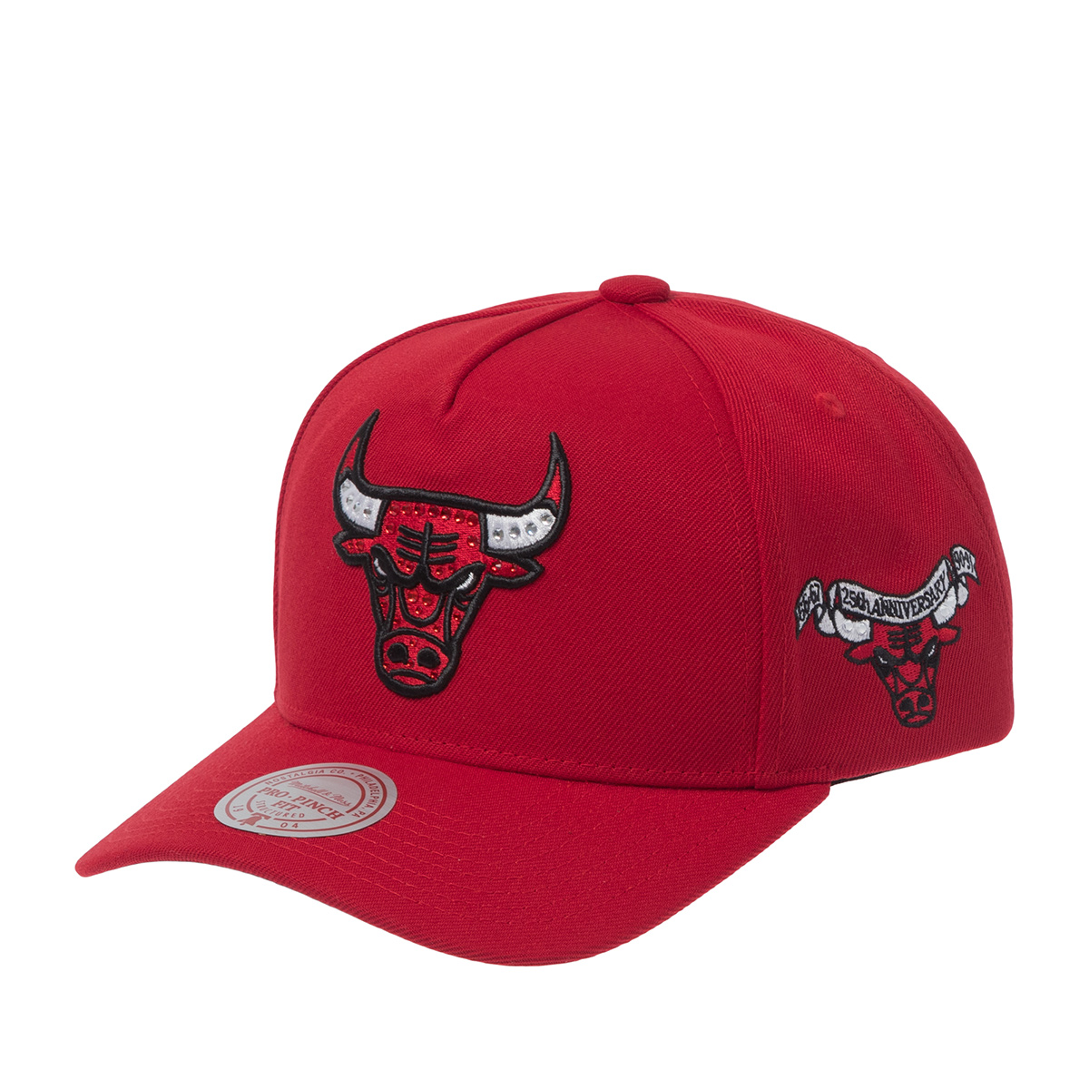 Бейсболка MITCHELL NESS арт. HP14041-CBURED1 Chicago Bulls NBA (красный)