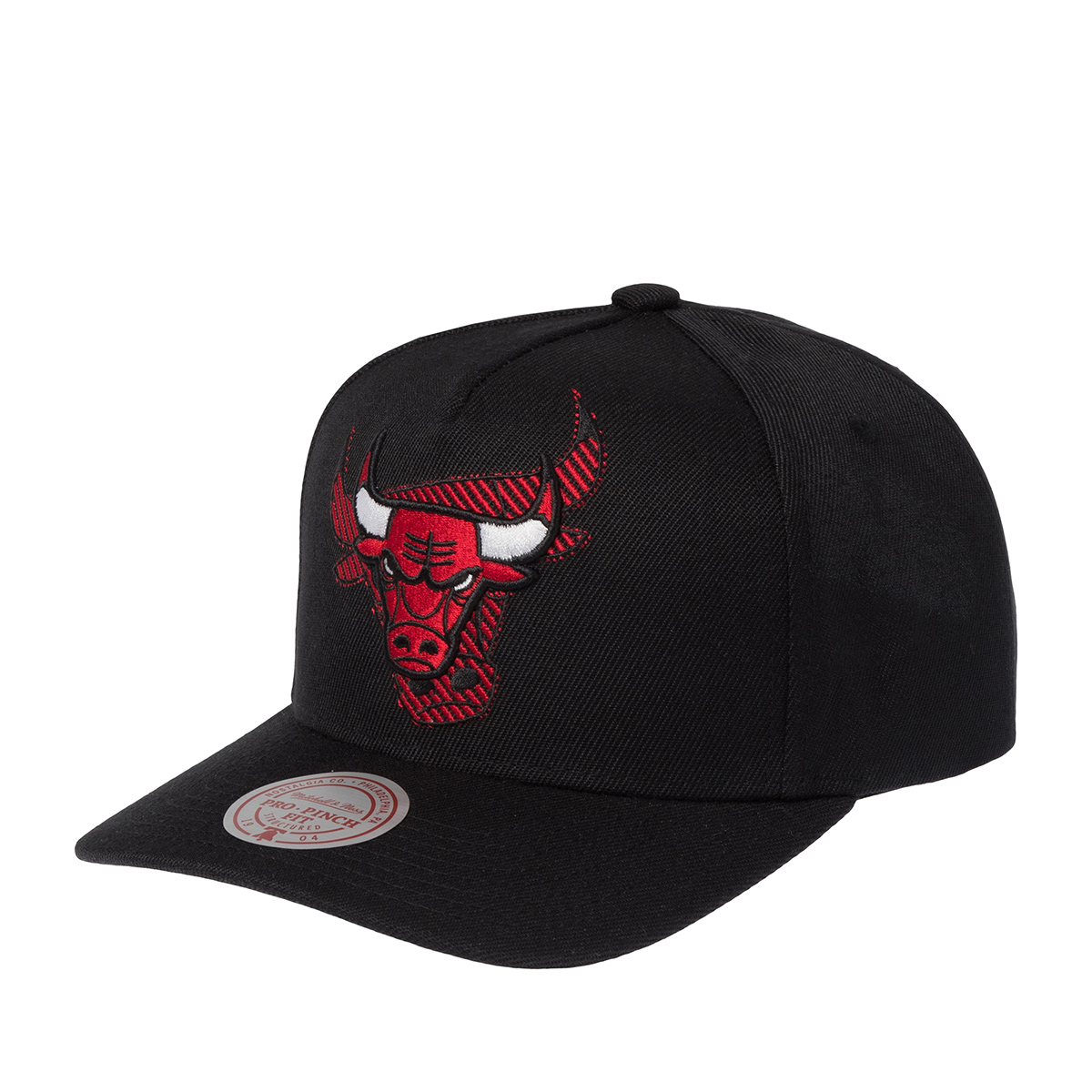 Бейсболка MITCHELL NESS арт. HP12813-CBUBLCK Chicago Bulls NBA (черный)