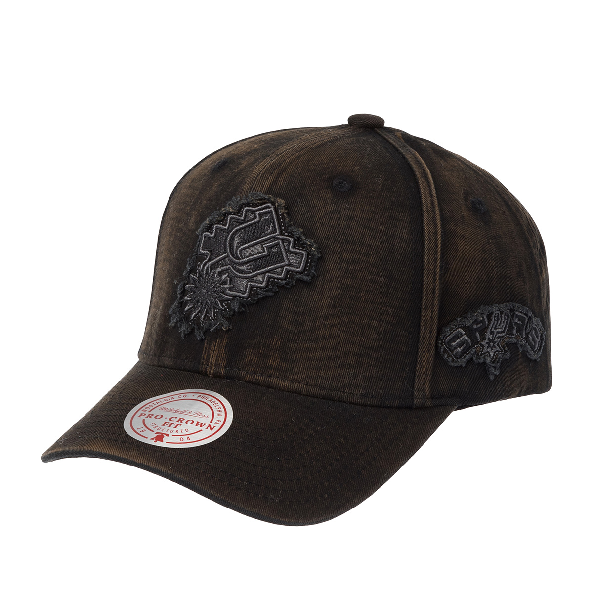 Бейсболка MITCHELL NESS арт. HP12163-SASBLCK San Antonio Spurs NBA (черный / бежевый)
