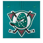Бейсболка MITCHELL NESS арт. HP8010-ADUTEAL Anaheim Ducks NHL (зеленый)