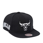 Бейсболка MITCHELL NESS арт. HS8547-CBUBLCK Chicago Bulls NBA (черный)
