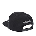 Бейсболка MITCHELL NESS арт. HS8547-CBUBLCK Chicago Bulls NBA (черный)