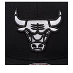 Бейсболка MITCHELL NESS арт. HS8547-CBUBLCK Chicago Bulls NBA (черный)