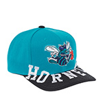 Бейсболка MITCHELL NESS арт. HP10041-CHOTEAL Charlotte Hornets NBA (бирюзовый / черный)