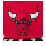 Бейсболка MITCHELL NESS арт. HP10368-CBURED1 Chicago Bulls NBA (красный / черный)