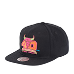 Бейсболка MITCHELL NESS арт. HS11472-CBUBLCK Chicago Bulls NBA (черный)