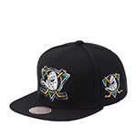 Бейсболка MITCHELL NESS арт. HS11482-ADUBLCK Anaheim Ducks NHL (черный)
