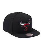 Бейсболка MITCHELL NESS арт. HS11485-CBUBLCK Chicago Bulls NBA (черный)
