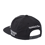 Бейсболка MITCHELL NESS арт. HS11500-CBUBLCK Chicago Bulls NBA (черный)