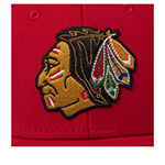 Бейсболка MITCHELL NESS арт. EU246-CHIBLA-RED Chicago Blackhawks NHL  (красный)