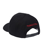 Бейсболка MITCHELL NESS арт. HP13815-CBUBLCK Chicago Bulls NBA (черный)