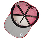 Бейсболка MITCHELL NESS арт. HT12897-CBUCREA Chicago Bulls NBA (кремовый / красный)